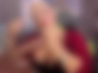 Live cam show with Gianella-Cox - Joi on CamwithHer