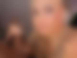 Live cam show with Gianella-Cox - Mature on livesuperchat.net