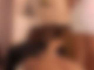Live cam show with Gianella-Cox - Blonde Hair on Strip Flash - Live Sex Shows