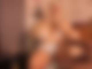 Live cam show with Gianella-Cox - Big Tits Mature on Nude Chat * 1 On 1 Webcam Sex * Live Cam Show