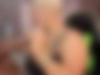 Live cam show with Gianella-Cox - BBW Mature on xplaylive.com