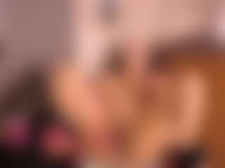 Gianella-Cox MILF webcam performer live streaming