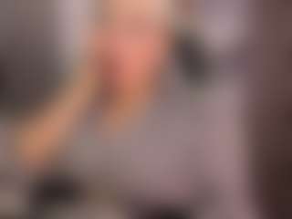 Gianella-Cox MILF webcam performer live streaming