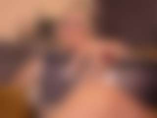 Live cam show with Gianella-Cox - Big Tits on Camsoda