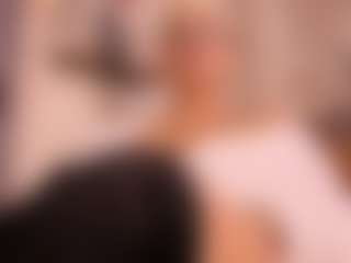 Live cam show with Gianella-Cox - Smoke on liverealitysex.com