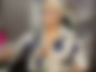 Gianella-Cox MILF webcam performer live streaming