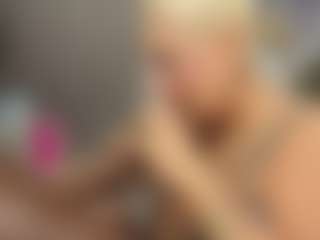 Live cam show with Gianella-Cox - Asshole Blonde Hair on Fling VIP Chat