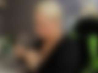 Live cam show with Gianella-Cox - Ride Torso on xxxlivecams.org