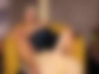 Live cam show with Gianella-Cox - Big Tits on Strip Flash - Live Sex Shows