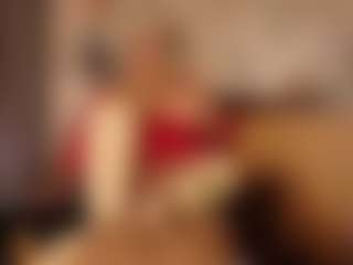 Gianella-Cox MILF webcam performer live streaming