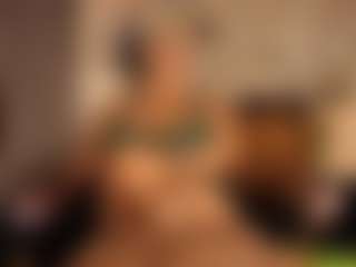 Live cam show with Gianella-Cox - Joi on intimatelivegirls.com