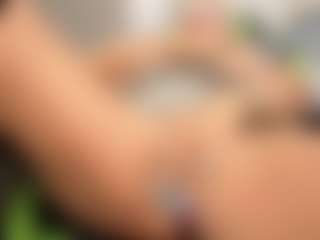 Live cam show with Gianella-Cox - Middle Aged on SpankPalCams