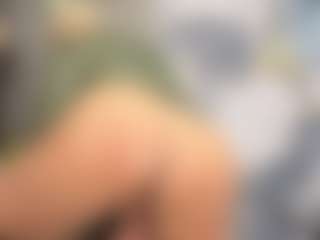 Live cam show with Gianella-Cox - Blonde Hair Middle Aged on camwithhim.com
