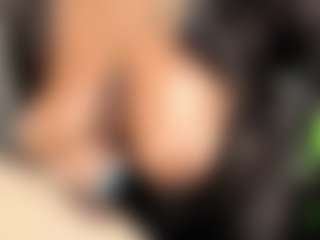 Live cam show with Gianella-Cox - Tease Mature on luckytryst.com