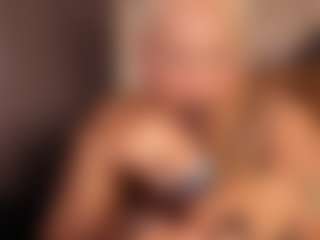 Live cam show with Gianella-Cox - Sexwebcam Mature on Camsoda