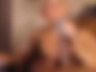 Live cam show with Gianella-Cox - Blonde Hair MILF on slutload