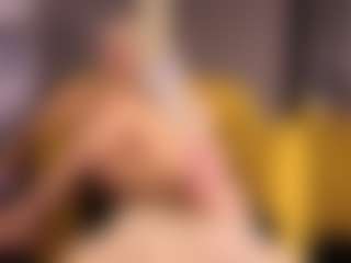 Gianella-Cox MILF webcam performer live streaming