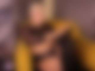 Live cam show with Gianella-Cox - Thong on Mixed Magazine Live
