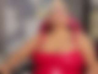 Gianella-Cox MILF webcam performer live streaming