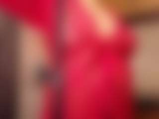 Live cam show with Gianella-Cox - Blonde Hair Curvy on liverealitysex.com