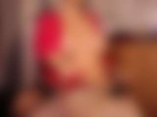 Live cam show with Gianella-Cox - Smoke on fapnchat