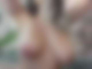 Live cam show with Kathia - Butt Plug on Camsoda