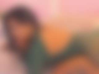 BellaGrey's Live Sex Cam Show