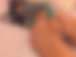 BellaGrey's Live Sex Cam Show