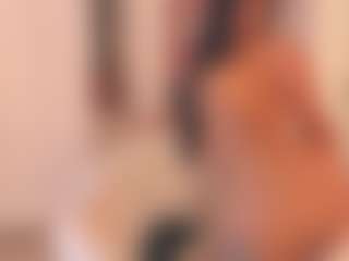 BellaGrey's Live Sex Cam Show