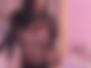 BellaGrey's Live Sex Cam Show