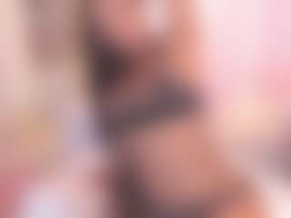 BellaGrey's Live Sex Cam Show