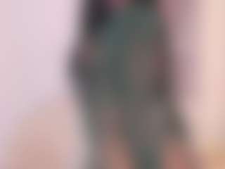 BellaGrey's Live Sex Cam Show