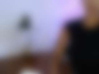 Live cam show with Celine Costas - Foot Fetish on xxxlivecams.org