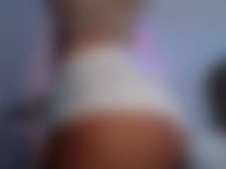 Live cam show with Celine Costas - Yoga on Camsoda