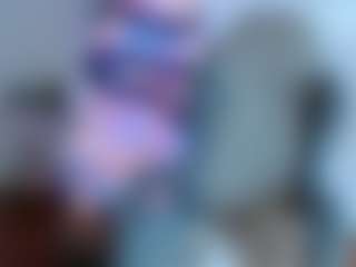 Live cam show with Celine Costas - Yoga on eurowanks.com