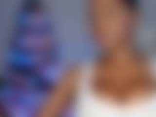 Live cam show with Celine Costas - Brown Eyes Ebony on Milfs Live