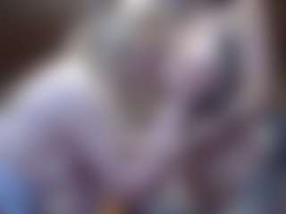 HollyWhites's Live Sex Cam Show