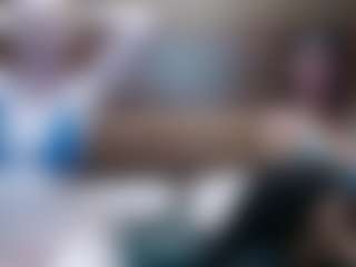 Live cam show with HollyWhites - Dildo on xDating