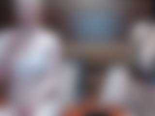 Live cam show with HollyWhites - Teen (18+) on Uber Horny