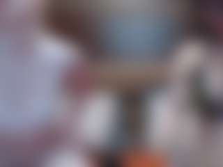 Live cam show with HollyWhites - Cum on Free Soda