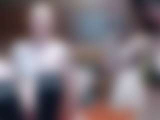 Live cam show with HollyWhites - Toys on Pornisteam.com