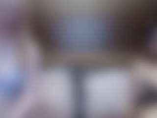 Live cam show with HollyWhites - Young Adult on chickslive.net