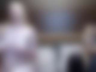 Live cam show with HollyWhites - Teen (18+) on wildcum.com