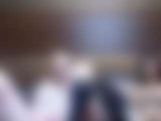 Live cam show with HollyWhites - Teen (18+) on Fling VIP Chat