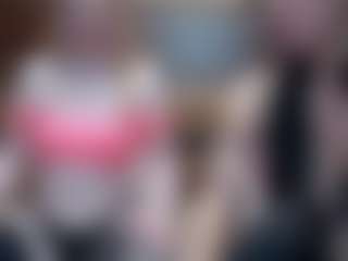 Live cam show with HollyWhites - Young Adult on Camsoda