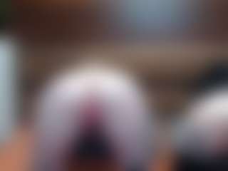 HollyWhites's Live Sex Cam Show