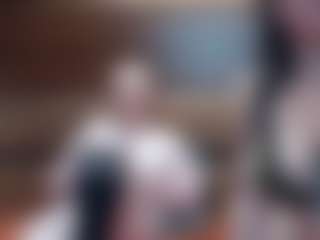 Live cam show with HollyWhites - Deepthroat on Milfs Live