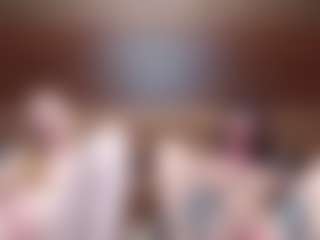 Live cam show with HollyWhites - Dildo on Camsoda