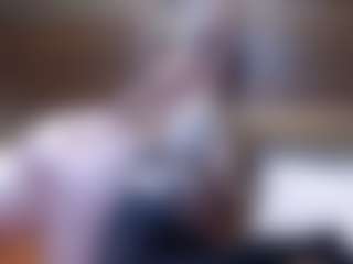 Live cam show with HollyWhites - Deepthroat on CamSodaAdn