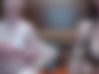 Live cam show with HollyWhites - Deepthroat on madthumbs